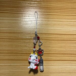 Lucky Cat Charm Keychain